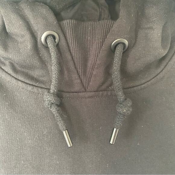 Ivy Park Black Cropped Sleeveless Hoodie with Logo Patch Size XS - Picture 5 of 8